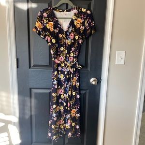 LOFT Navy floral tie waist dress